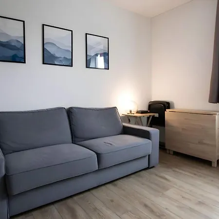 T2 Calme Proche De La Citadelle *