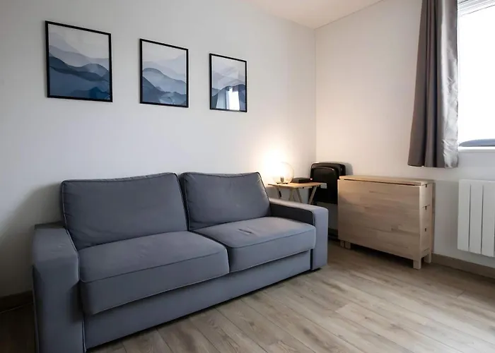 T2 Calme Proche De La Citadelle *