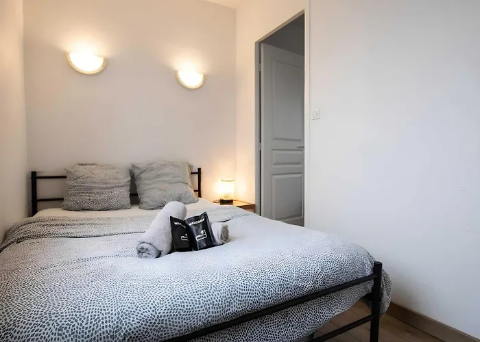 Mini-hôtel T2 Calme Proche De La Citadelle Arras